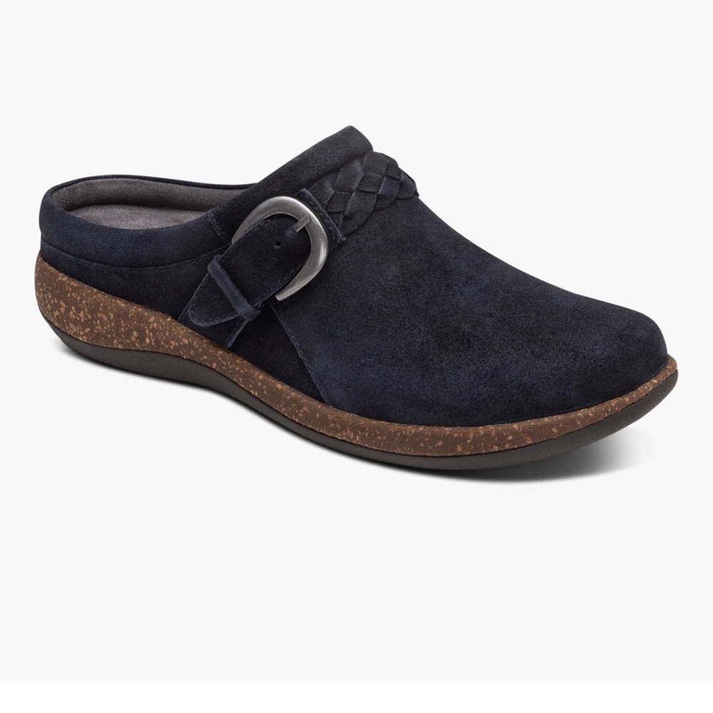 Aetrex Libby navy suede clog